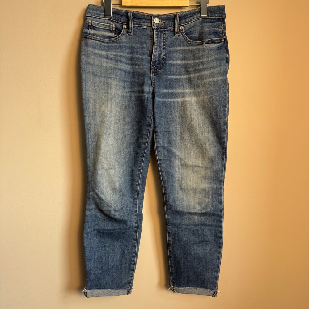 Lucky Brand Mid Rise Crop‎ AVA Jeans Sz 8/29 Distressed Wash Denim Cuffed Casual